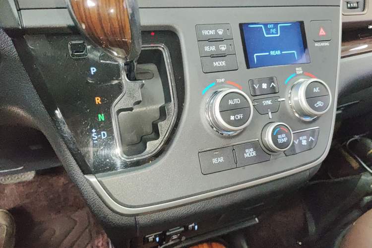 Used Toyota Sienna (Parallel Import) 2019 3.5L Four-Wheel Drive XLE 7 Seats U.S. Specification
