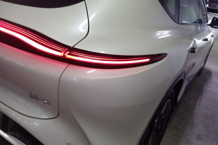 Used IM LS7 2023 77 kWh Urban Fit Rear-Wheel Drive