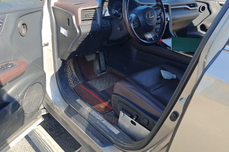 Used Lexus RX 2020 300 4x4 Elegant Edition China VI