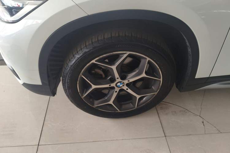 Used BMW X1 2018 xDrive20Li Luxury Edition Exterior 4