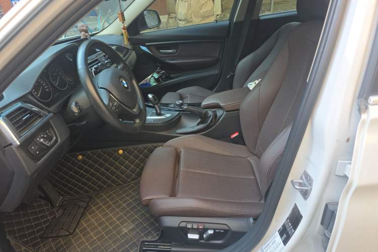 Used BMW 3 Series 2018 320Li Fashion Model
