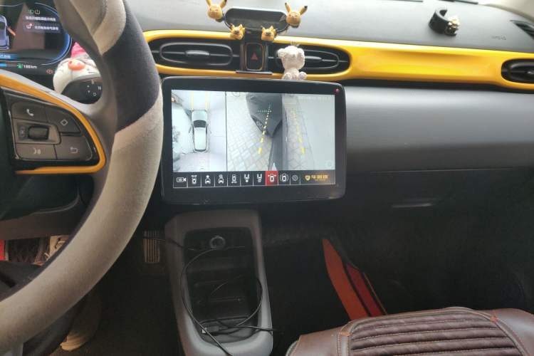 Used Leapmotor T03 2020 400 Luxury Edition Audio And AC Panel