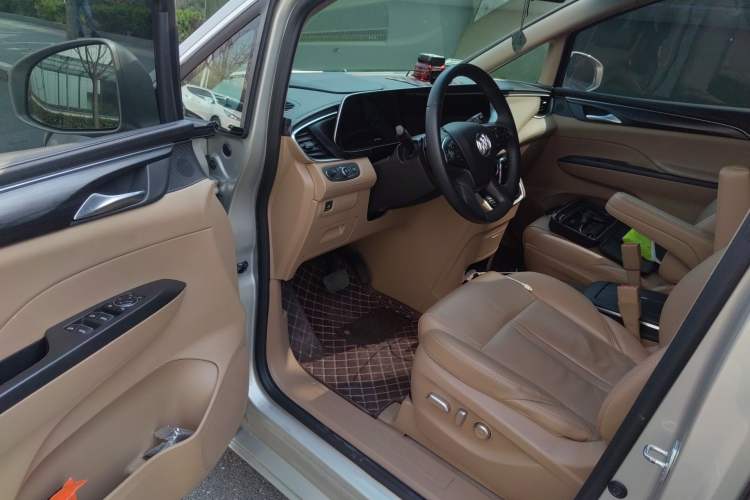 Used Buick GL8 2021 ES Land Cruiser 653T Luxury Edition
