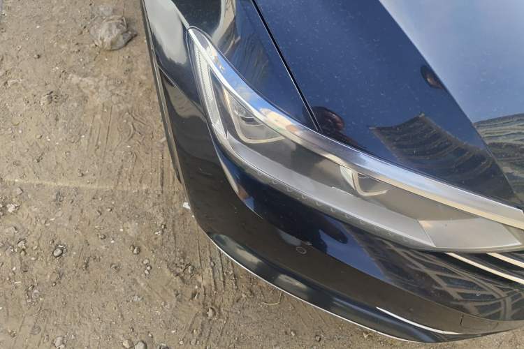 Used Volkswagen Magotan 2019 330TSI DSG Luxury Version China VI Standard Right Front Headlight