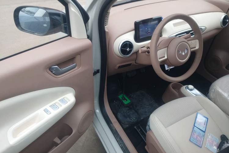 Used Wuling Hongguang MINIEV 2025 Four-Door Version Advanced Edition
