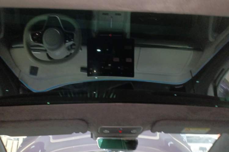 Used Hima Luxeed S7 2025 855 km Max