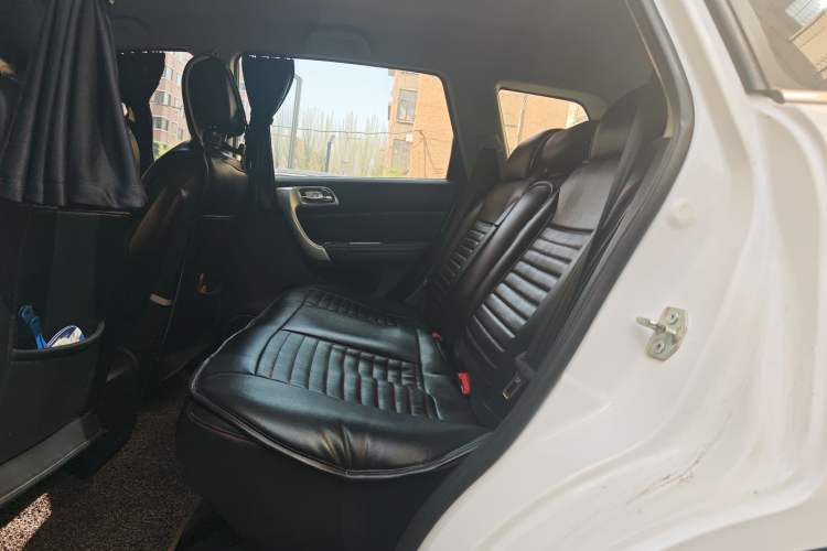 Used Haval H6 2013 Upgraded Model 1.5T Manual Two-Wheel Drive Elite Version