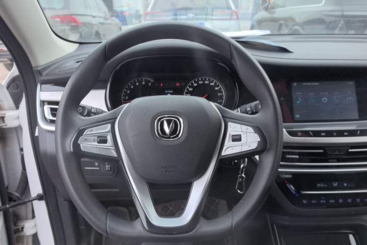 Used Changan CS35PLUS 2019 1.6L Manual E-Link Upgrade Edition
