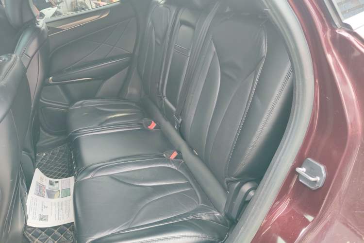 Used Lincoln MKC 2017 2.0T Two-Wheel Drive Deluxe Edition