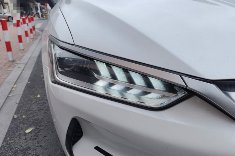 Used BYD Qin PLUS 2021 EV 600KM Flagship Model
