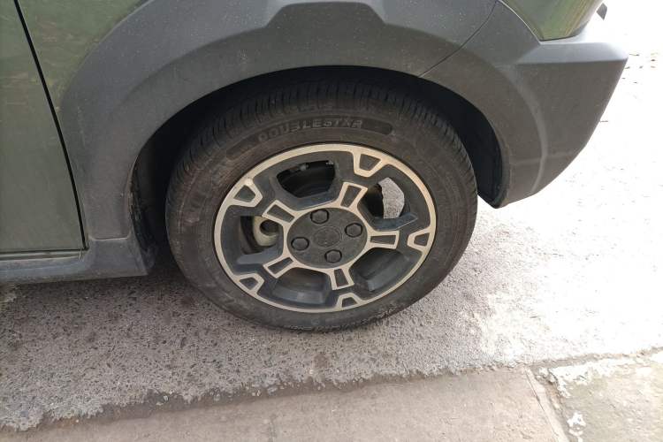 Used Geely Galaxy Panda 2025 210km Panda Rider Right Front Wheel Hub