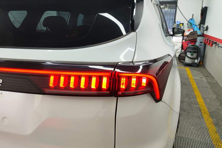 Used JETOUR X70 PLUS 2021 1.6T DCT Star 7-Seater