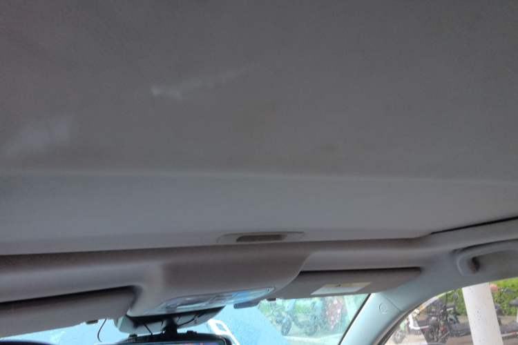 Used CHANGAN CS75 2016 1.8T Automatic Prestige Model China V Standard
