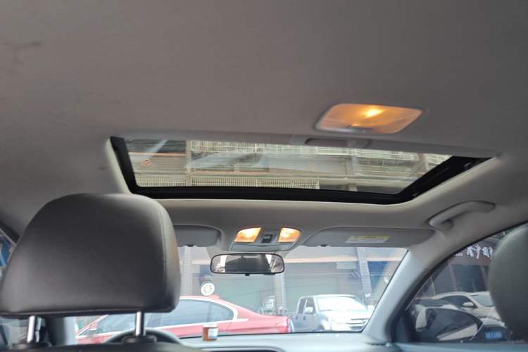 Used Hyundai Elantra (6th Generation / Lingdong) 2020 1.5L CVT Smart & Stylish – Elite Version Headliner