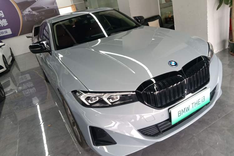 Used BMW i3 2025 eDrive 35 L
