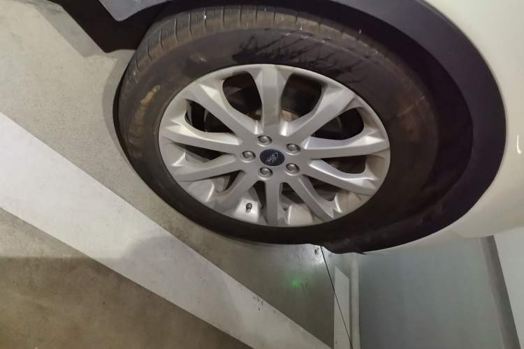 Used Ford Kuga 2015 1.5L GTDi Two-Wheel-Drive Comfort Model