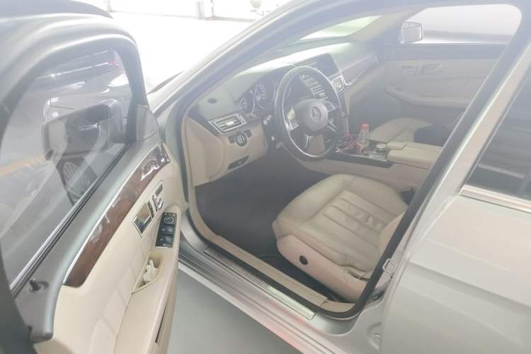 Used Mercedes-Benz E-Class 2014 E 260 L Luxury Model