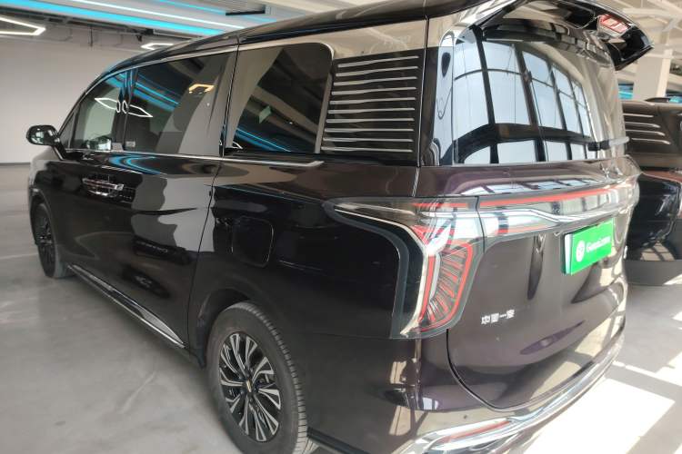 Used Hongqi HQ9 PHEV 2024 2.0T Four-Wheel Drive Business Edition
