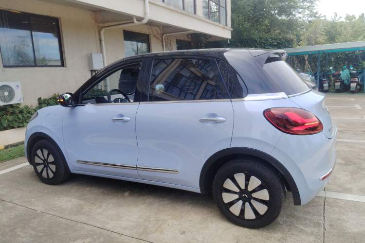 Used Wuling Bingo 2023 410 km Lingxi Deluxe Edition