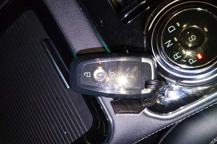 Used Ford Edge 2021 PLUS EcoBoost 245 Two-Wheel-Drive Titanium 7-Seater
