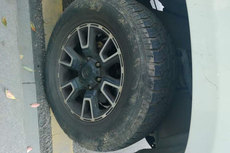 Used Huanghai Jiaolong 2018 2.4L 4x4 Gasoline Classic Interior Sport Edition 4G69S4N