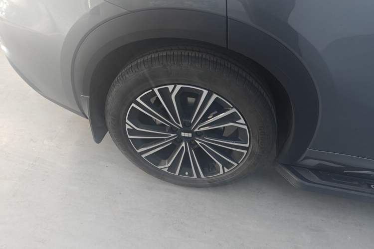 Used Geely Galaxy Galaxy Xingjian 7 EM-i 2025 120km Flagship Edition
