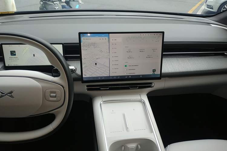 Used XPeng G6 2025 625 Long-Range Max Flagship Edition
