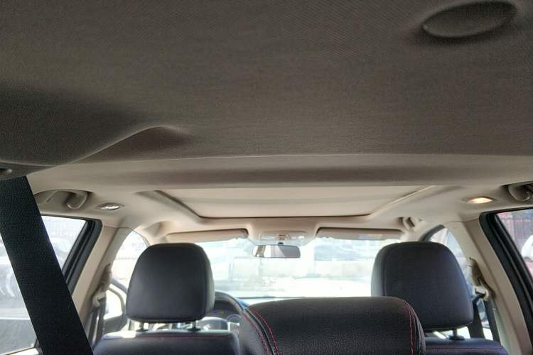 Used Suzuki S-Cross 2015 1.4T Automatic Two-Wheel Drive Prestige Model