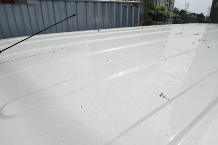 Used Wuling Yangguang 2024 300KM Comfort Version Passenger Van 75kW