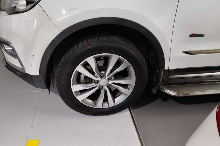 Used Geely Auto Emgrand X7 Sport 2016 1.8TD Automatic ZhiZun Version Exterior 4