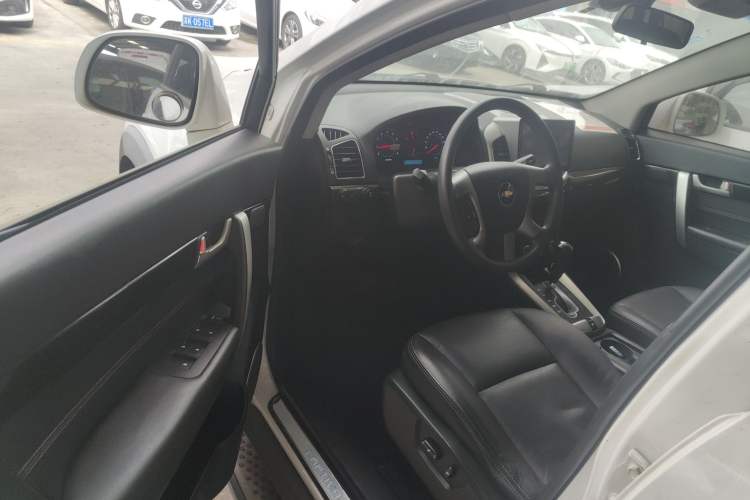 Used Chevrolet Captiva 2014 2.4L Two-Wheel Drive Urban Version 7 Seats