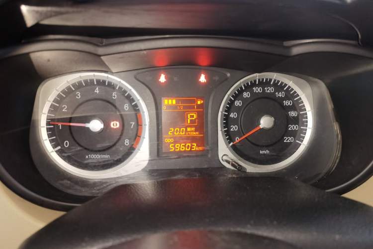 Used Venucia R50 2012 1.6L Automatic Prestige Edition Instrument Cluster