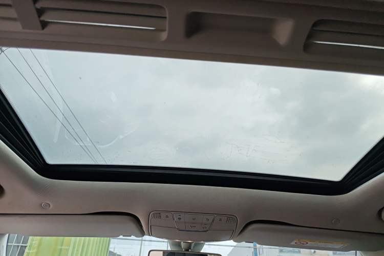 Used Mercedes-Benz C-Class 2020 Updated C 200 L Fashion Edition
