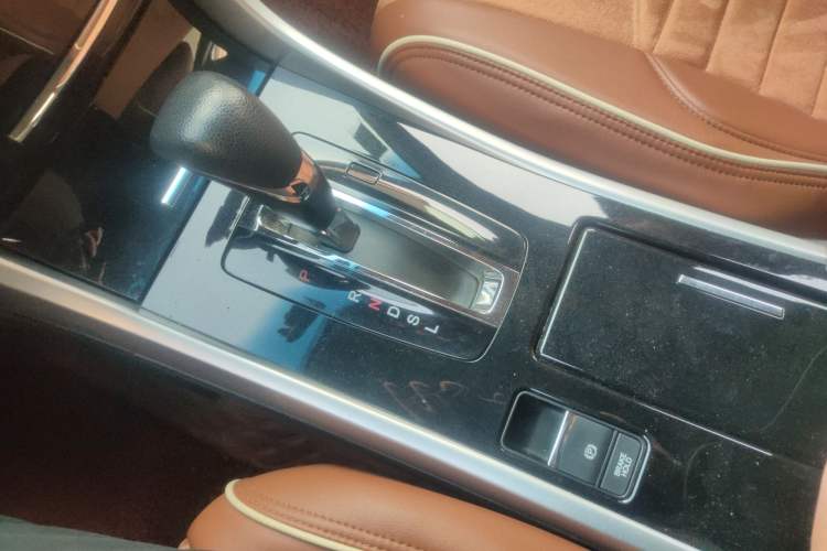 Used Honda Accord 2016 2.0L Comfort Edition
