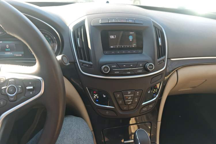 Used Buick Regal 2014 2.4L SIDI Elite Fashion Edition