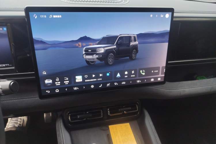 Used Formula Leopard 5 2023 Cloud Ride Flagship Edition
