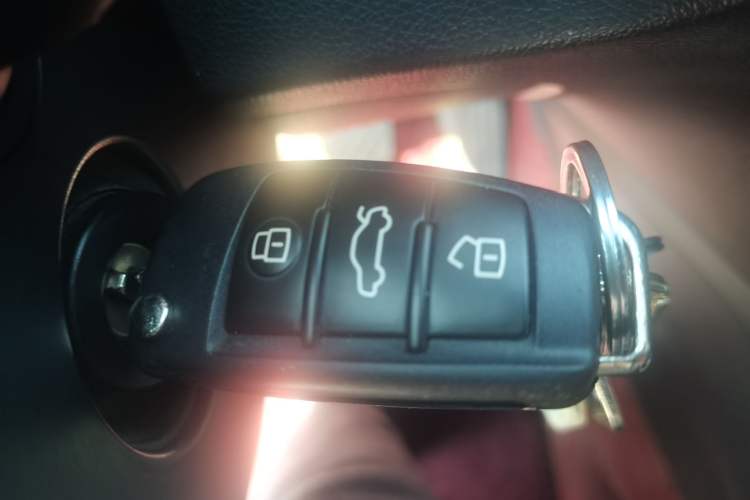 Used Audi Q3 2016 30 TFSI Collector's Edition Comfort Model Vehicle Key