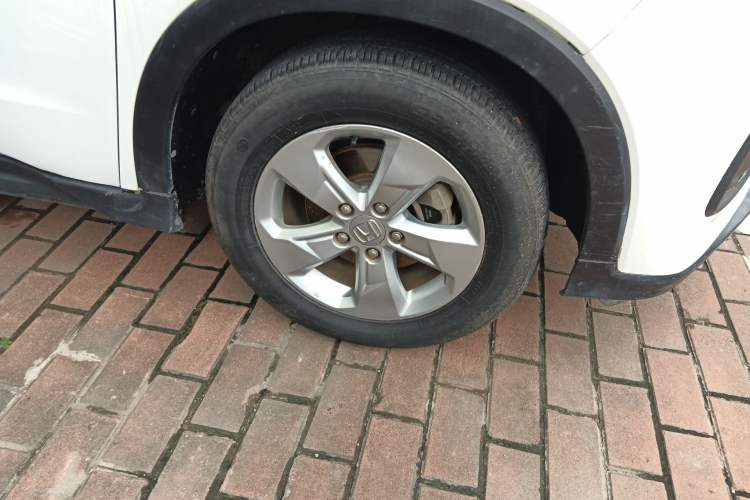 Used Honda XR-V 2015 1.5L LXi CVT Classic Edition Right Front Wheel Hub