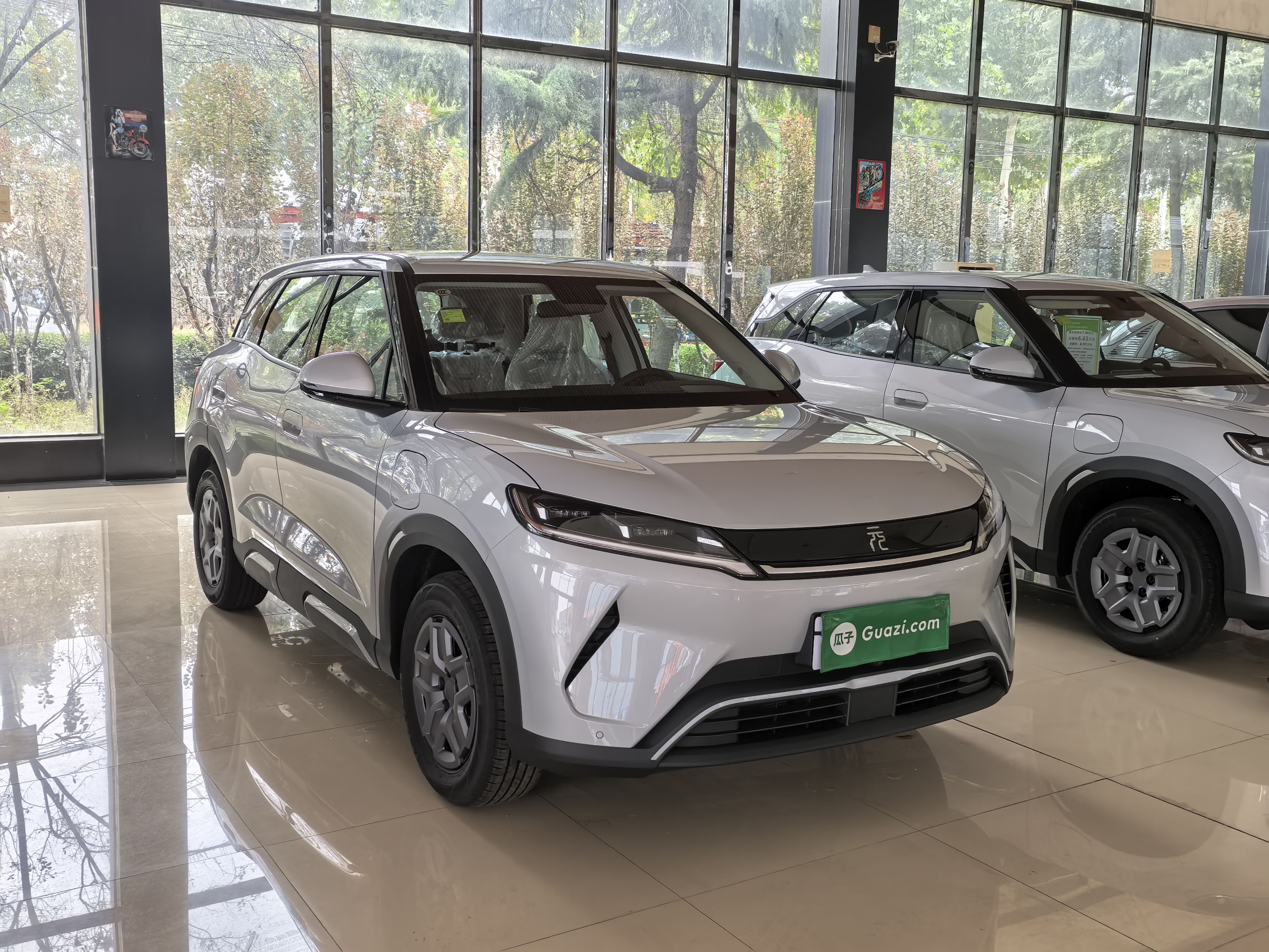 BYD Yuan UP 2025 Model 301KM Leading Version — снимка 3