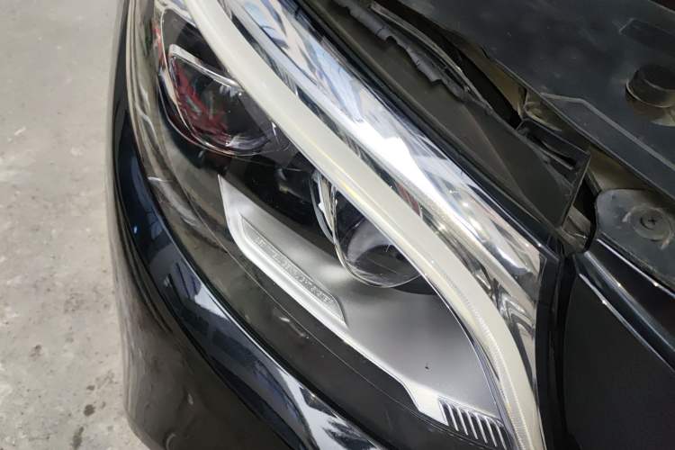 Used Mercedes-Benz GLE 2016 GLE 400 4MATIC Right Front Headlight