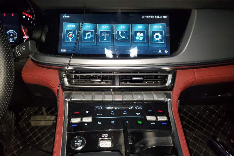 Used Changan CS85 COUPE 2019 1.5T DCT Dynamic Version China VI Standard
