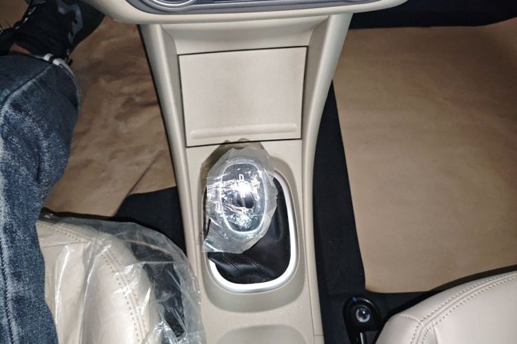 Used Dongfeng Junfeng E11K 2021 60.43 kWh Battery-Swap Version Gear Lever