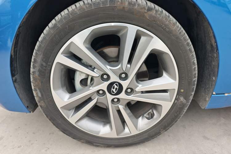 Used Hyundai Elantra (6th Generation / Lingdong) 2016 1.6L Automatic ZhiXuan – Elite Version