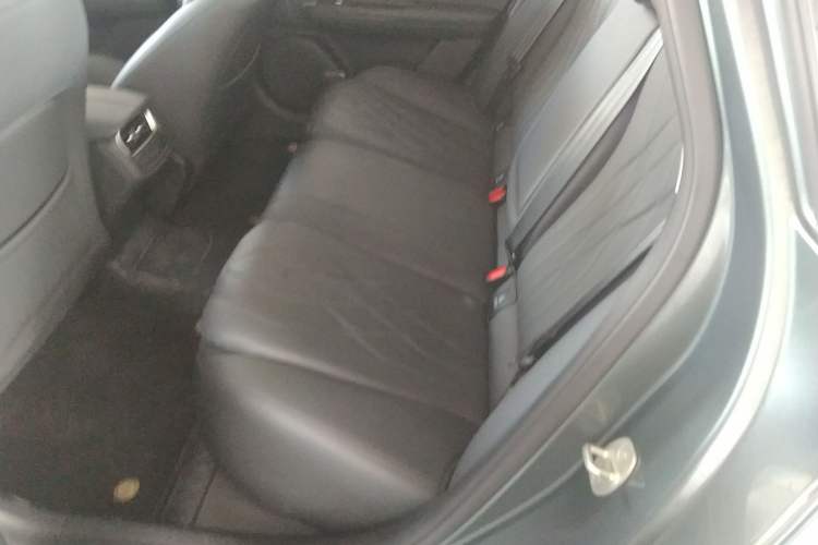 Used Chery Fengyun A8L 2025 1.5 TGDI 145 km Luxury Version Left Rear Seat