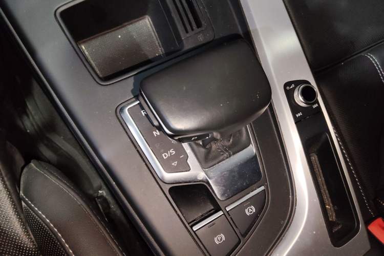 Used Audi A4L 2020 40 TFSI Luxury Prestige Edition
