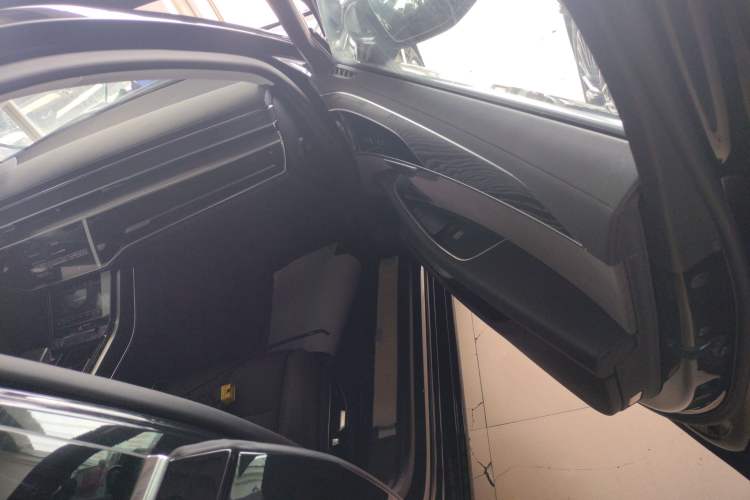 Used Audi A8 2025 A8L 45 TFSI quattro Luxury Model