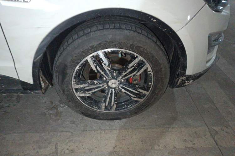 Used Zotye Domy X5 2017 Classic Edition 1.5T Manual Luxury Model