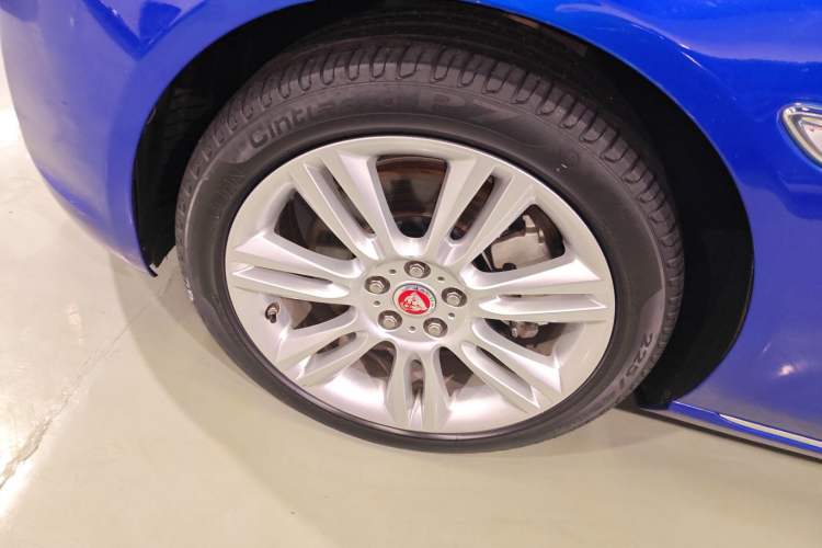 Used Jaguar XEL 2019 2.0T 250 PS Premium Edition
