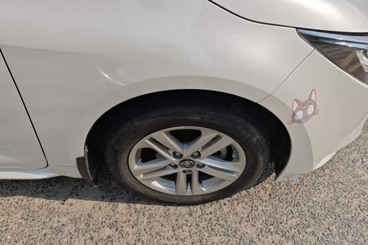 Used Toyota Levin 2021 185T CVT Luxury Edition Right Front Wheel Hub