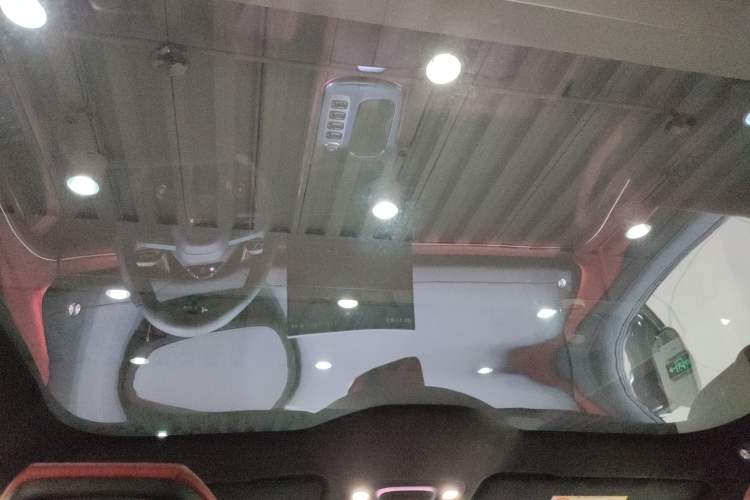 Used Xiaomi Auto SU7 2024 Four-Wheel Drive Ultra-Long Range Advanced Intelligent Driving Max Edition